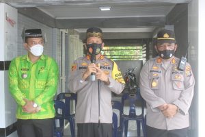 Jumat Barokah, Kapolres Serdang Bedagai Membagikan Sembako di Masjid An-Nur Desa Sei Buluh