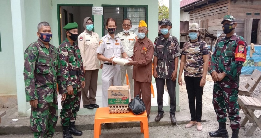 Para Veteran Merasa Bersyukur Mendapat Bantuan Tali Asih dari Kababinminvetcaddam I/BB