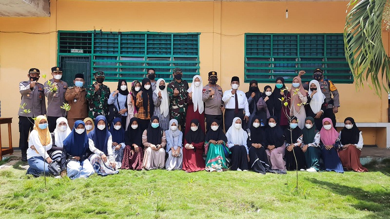 Kapolda Sumut dan Rombongan Tinjau Pelaksanaan Massal di Kab Mandailing Natal