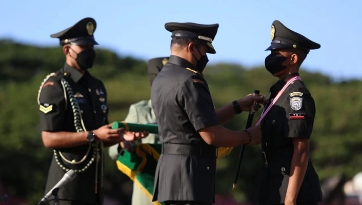 Bangga dan Tetesan Air Mata Bahagia Terlihat di Saat Pelantikan Tamtama TNI-AD
