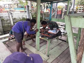 Peduli Terhadap Kesehatan Masyarakat di Ujung Timur Papua, Satgas Yonif 126/KC Melayani Pengobatan Gratis