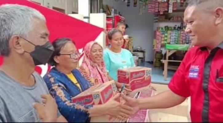 Caisar Springbed Bantu 6 Pedagang Korban Kebakaran Jamin Ginting