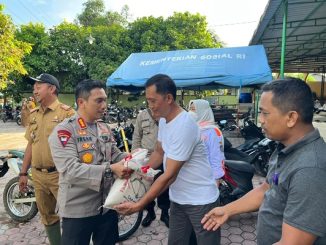 Lokasi Banjir dan Pendirian Posko serta Berbagi Sembako Dicek dan Dilakukan oleh Kapolresta Deli Serdang