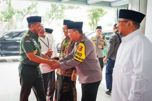 Berita Foto Panglima TNI Hadiri Acara Harlah Ke-101 Tahun Nahdlatul Ulama di Yogyakarta