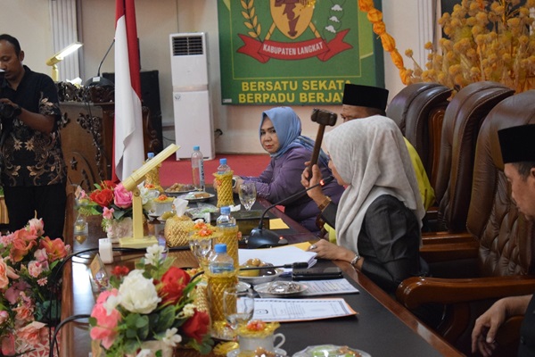DPRD dan Pemkab Langkat Setujui KUPA-PPAS Perubahan APBD Tahun Anggaran 2025